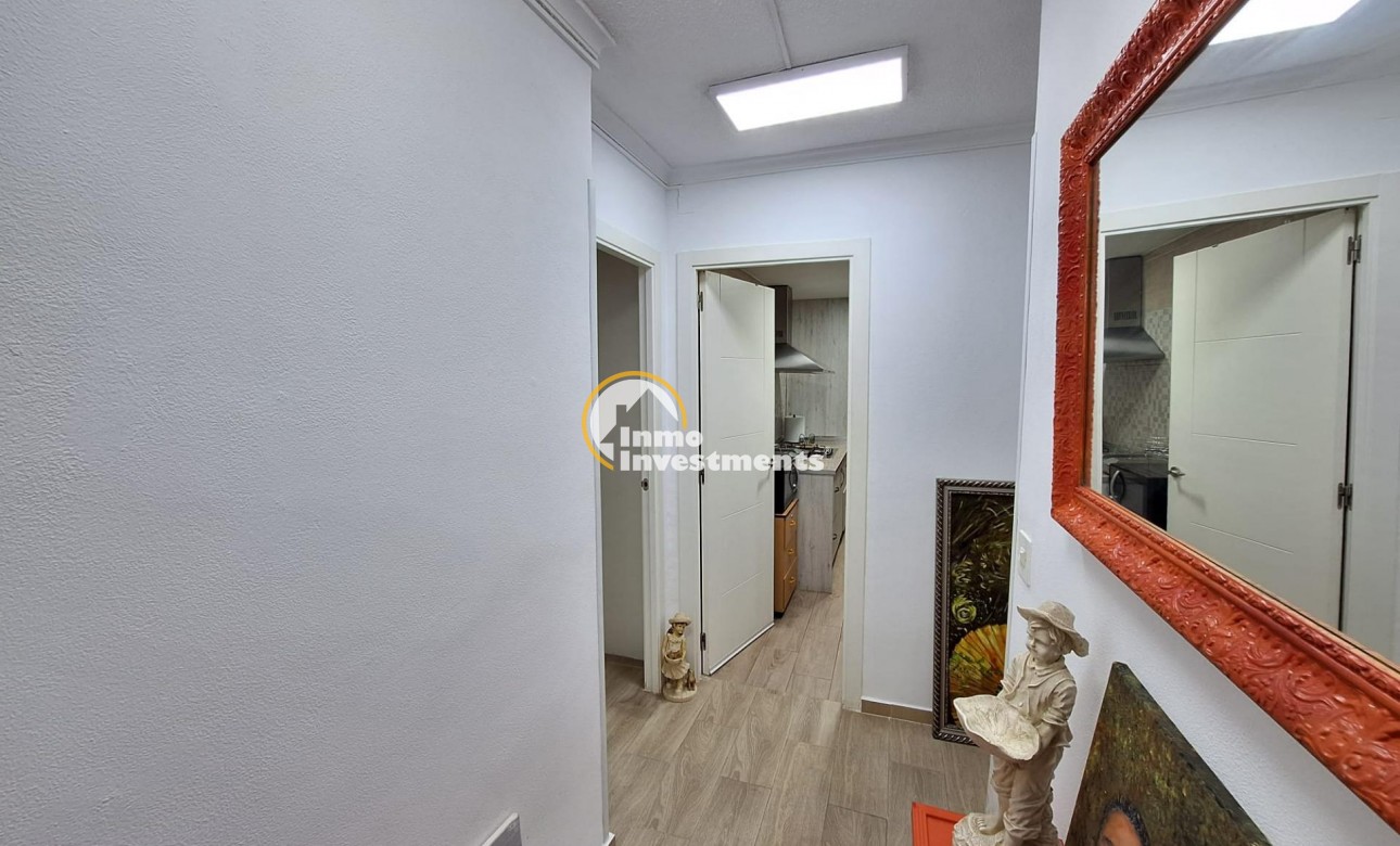 Resale - Apartment - Torrevieja - Playa del Cura