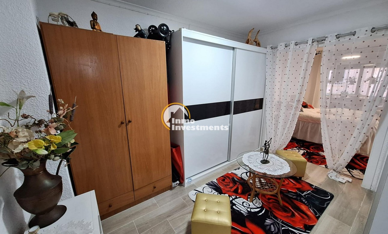 Resale - Apartment - Torrevieja - Playa del Cura