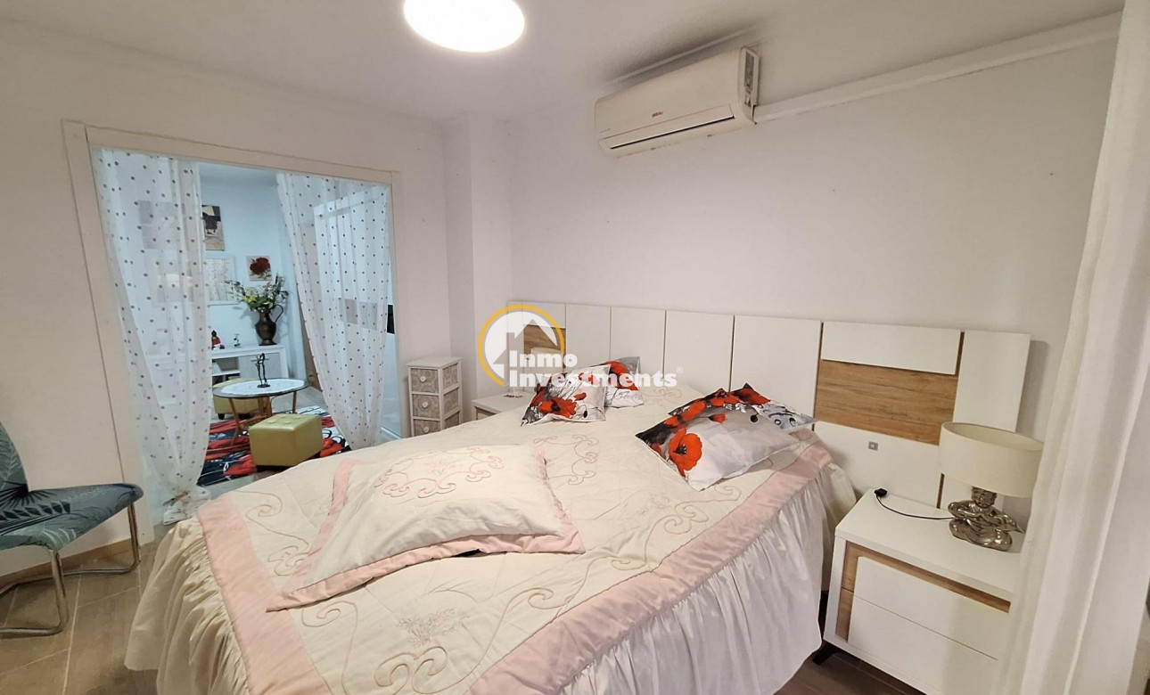 Resale - Apartment - Torrevieja - Playa del Cura
