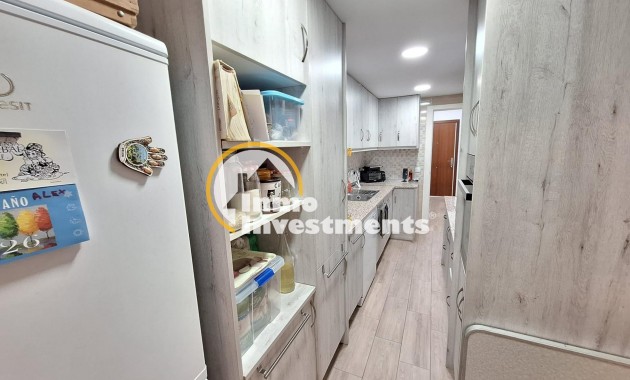 Resale - Apartment - Torrevieja - Playa del Cura