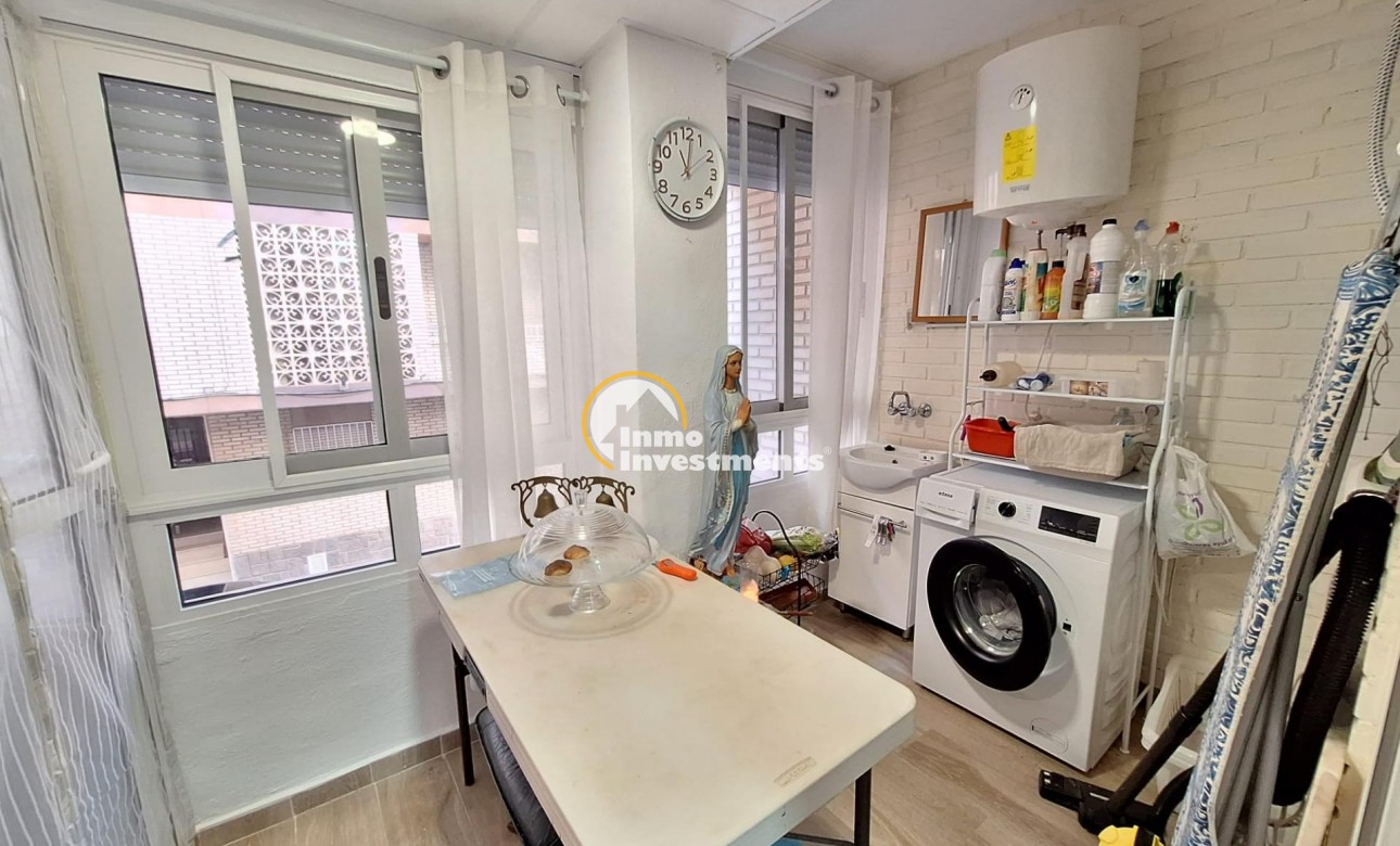 Resale - Apartment - Torrevieja - Playa del Cura