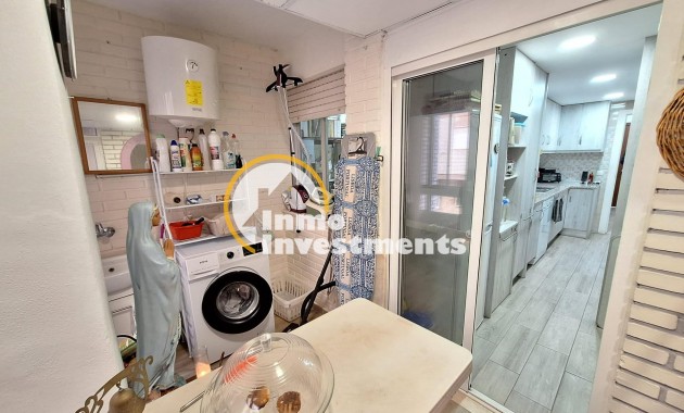 Resale - Apartment - Torrevieja - Playa del Cura