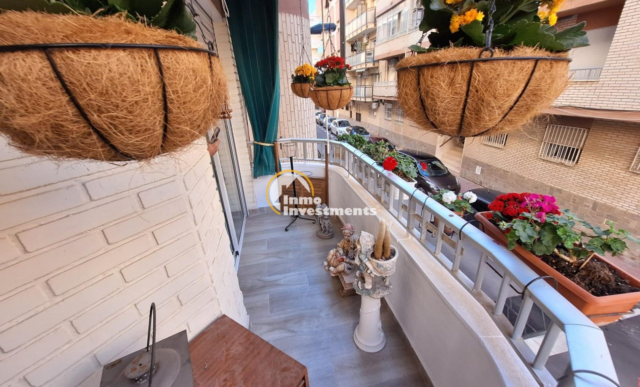 Resale - Apartment - Torrevieja - Playa del Cura