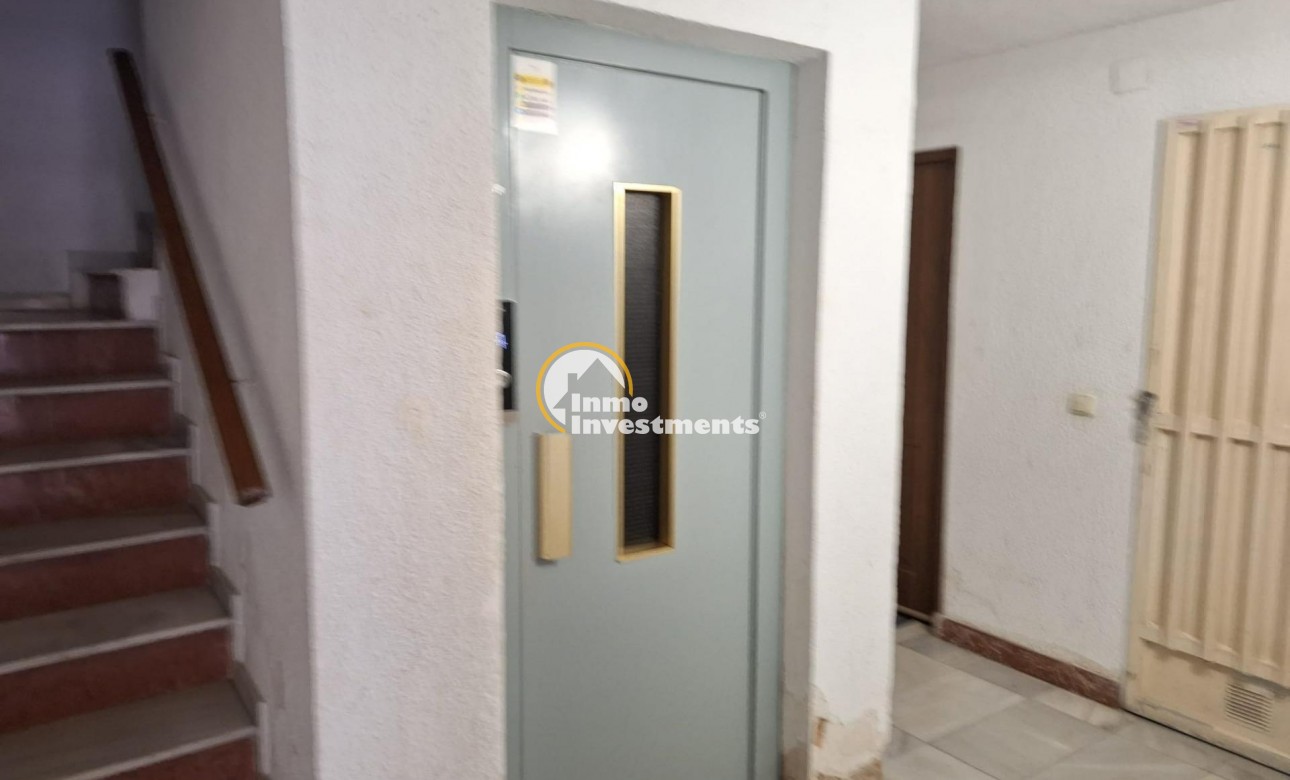 Resale - Apartment - Torrevieja - Playa del Cura