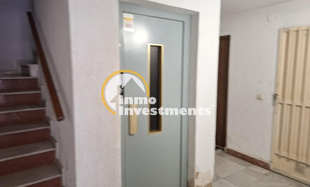 Resale - Apartment - Torrevieja - Playa del Cura