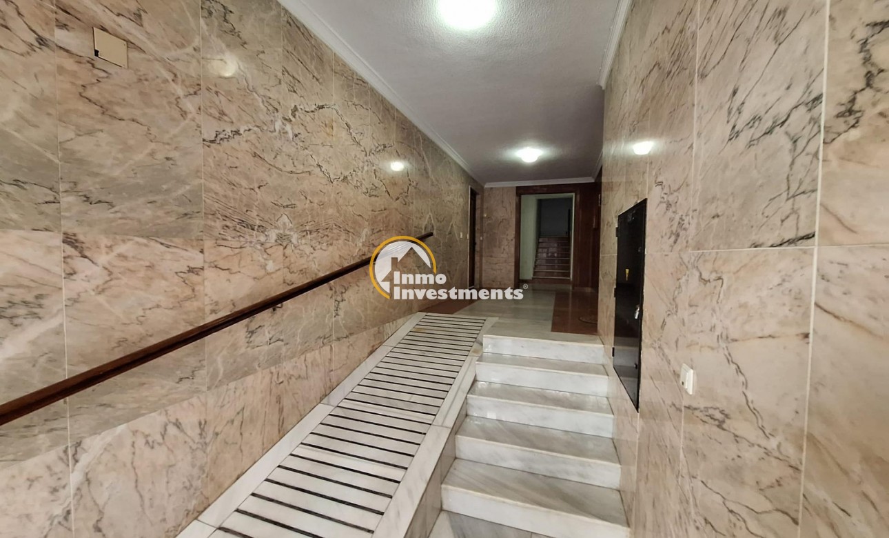 Resale - Apartment - Torrevieja - Playa del Cura