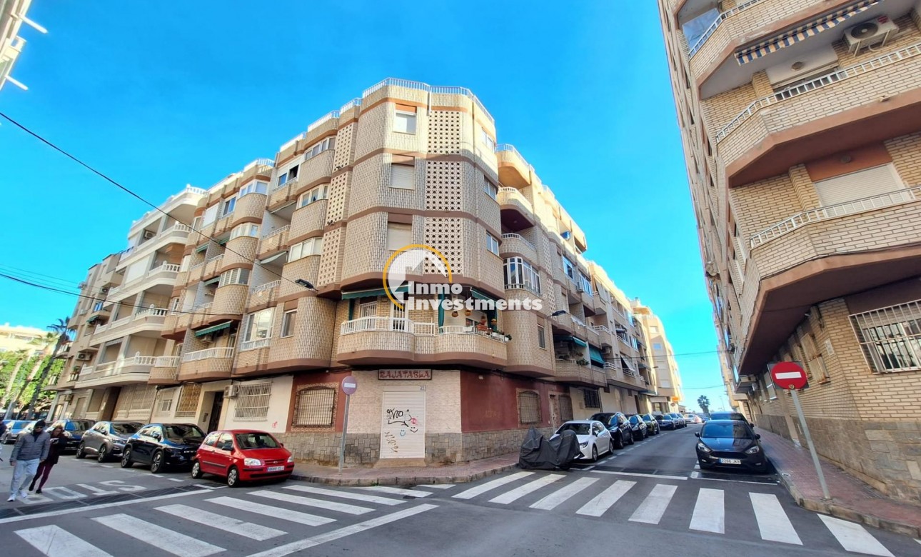Resale - Apartment - Torrevieja - Playa del Cura