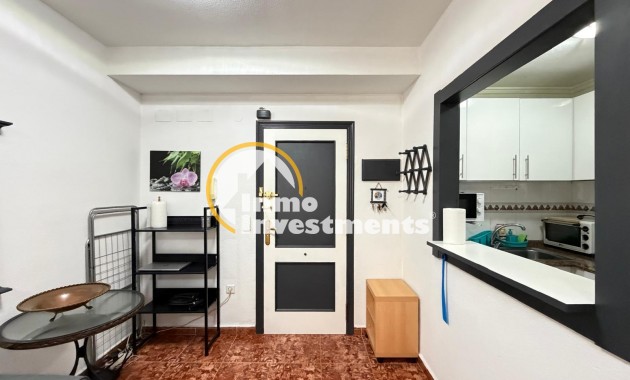 Resale - Apartment - Torrevieja - Estacion de autobuses