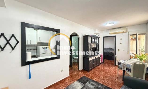 Resale - Apartment - Torrevieja - Estacion de autobuses