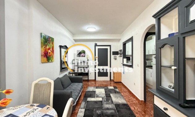 Resale - Apartment - Torrevieja - Estacion de autobuses