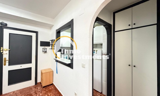 Resale - Apartment - Torrevieja - Estacion de autobuses