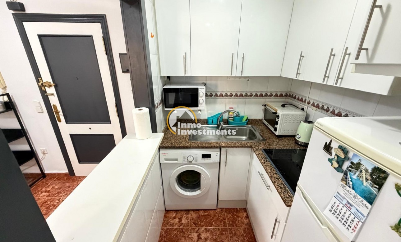 Resale - Apartment - Torrevieja - Estacion de autobuses