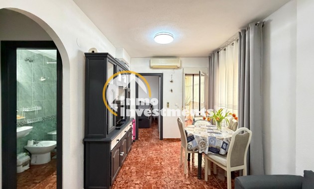 Resale - Apartment - Torrevieja - Estacion de autobuses