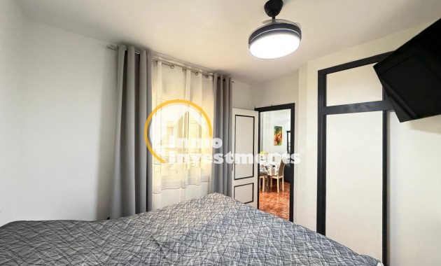 Resale - Apartment - Torrevieja - Estacion de autobuses