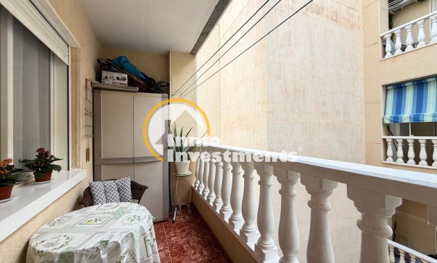 Resale - Apartment - Torrevieja - Estacion de autobuses
