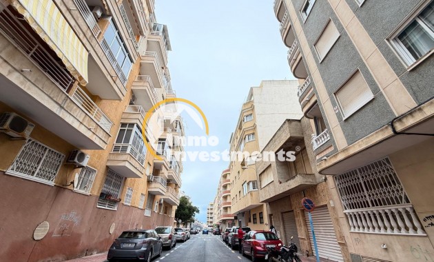Resale - Apartment - Torrevieja - Estacion de autobuses
