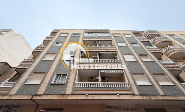 Resale - Apartment - Torrevieja - Estacion de autobuses