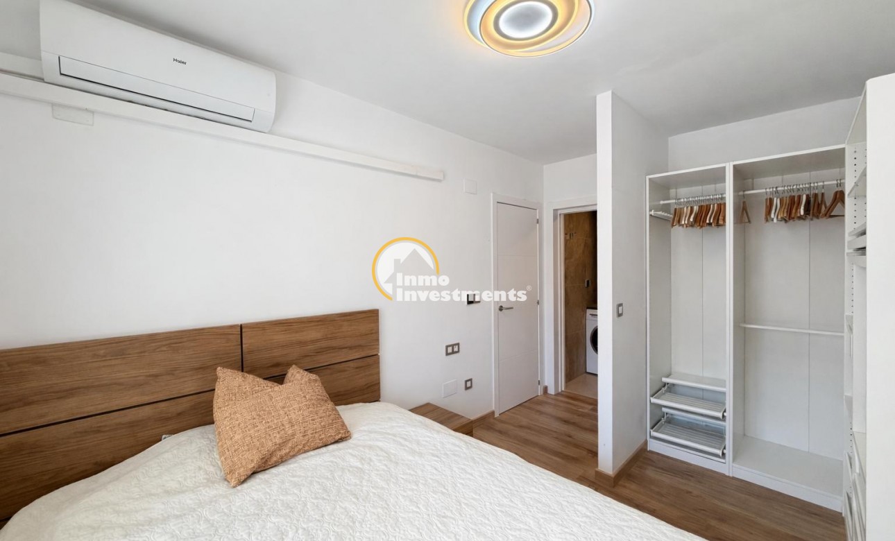 Reventa - Apartamento - Orihuela Costa - Altos de Campoamor