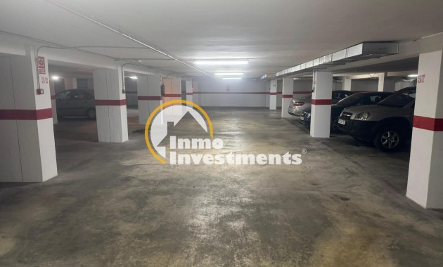 Reventa - Garaje - Torrevieja - Acequion