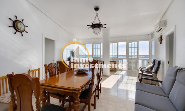 Resale - Apartment - Torrevieja - Acequion
