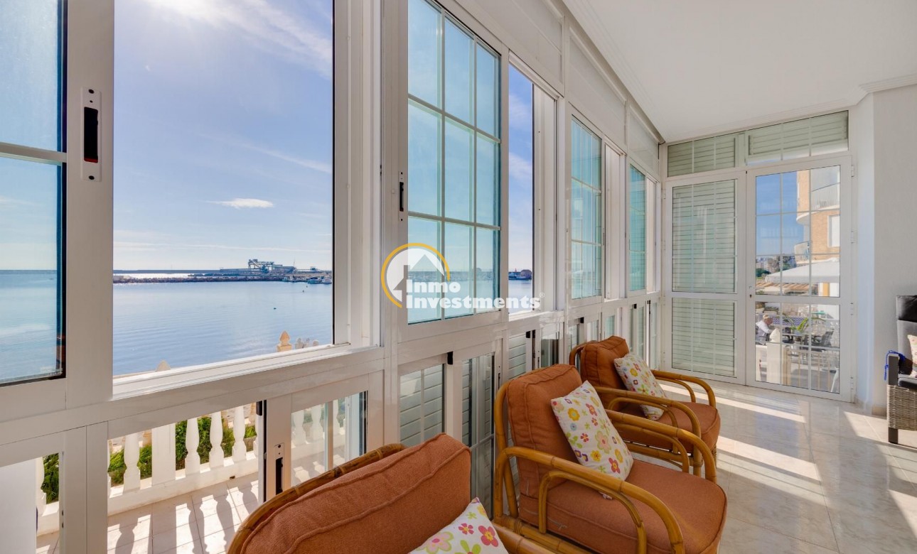 Resale - Apartment - Torrevieja - Acequion