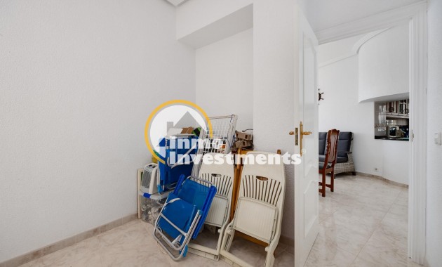 Resale - Apartment - Torrevieja - Acequion