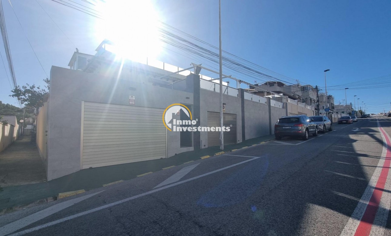 Bestaande bouw - Villa - Torrevieja - Los Balcones