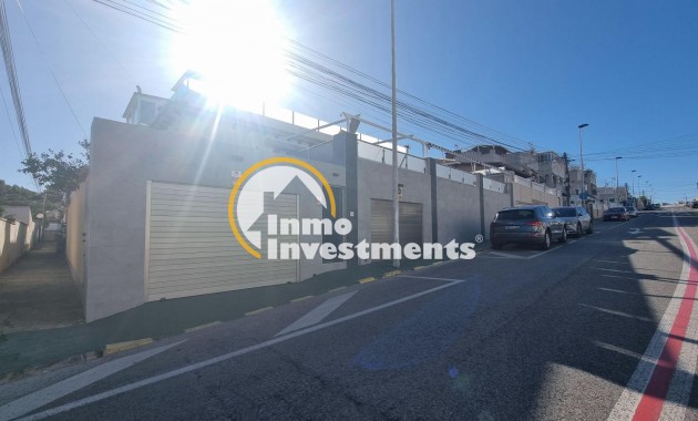 Bestaande bouw - Villa - Torrevieja - Los Balcones