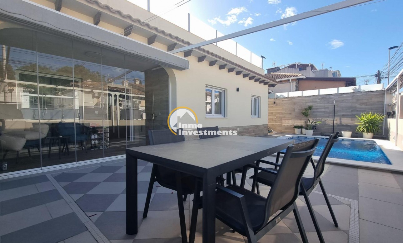 Bestaande bouw - Villa - Torrevieja - Los Balcones