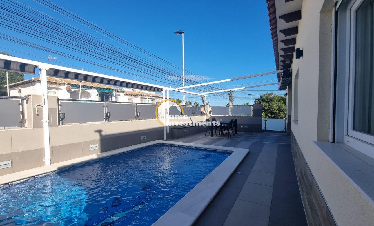 Bestaande bouw - Villa - Torrevieja - Los Balcones