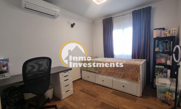 Bestaande bouw - Villa - Torrevieja - Los Balcones