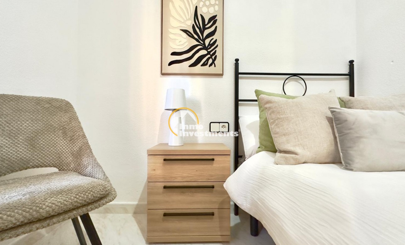 Resale - Apartment - Torrevieja - Playa del Cura