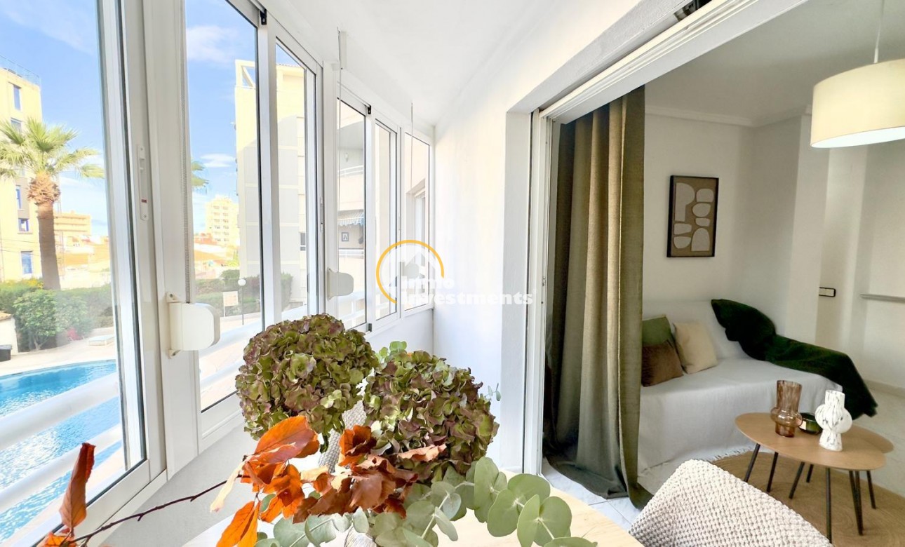 Resale - Apartment - Torrevieja - Playa del Cura