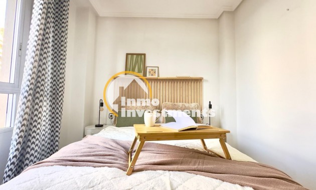 Resale - Apartment - Torrevieja - Playa del Cura