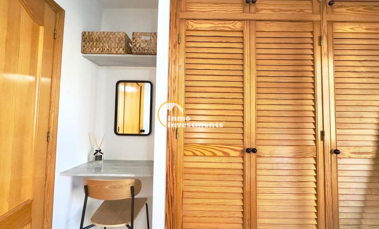 Resale - Apartment - Torrevieja - Playa del Cura