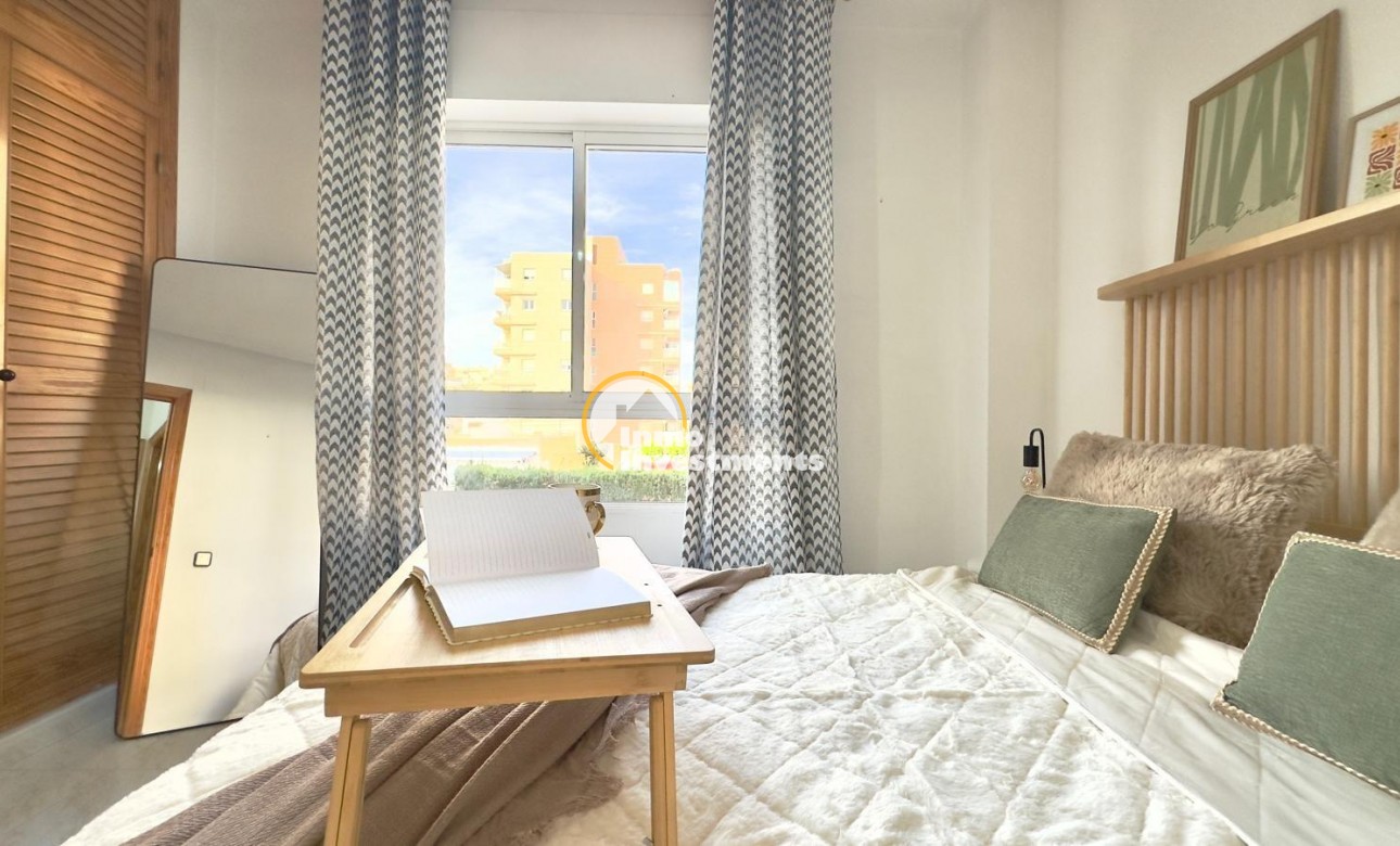 Resale - Apartment - Torrevieja - Playa del Cura