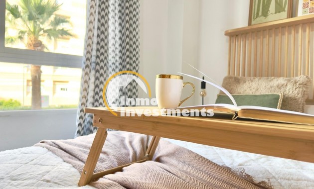 Resale - Apartment - Torrevieja - Playa del Cura