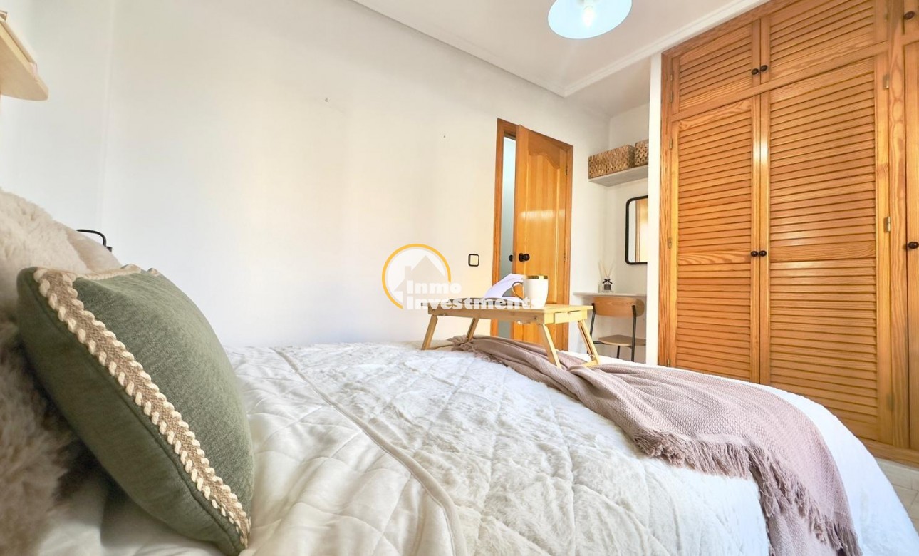 Resale - Apartment - Torrevieja - Playa del Cura