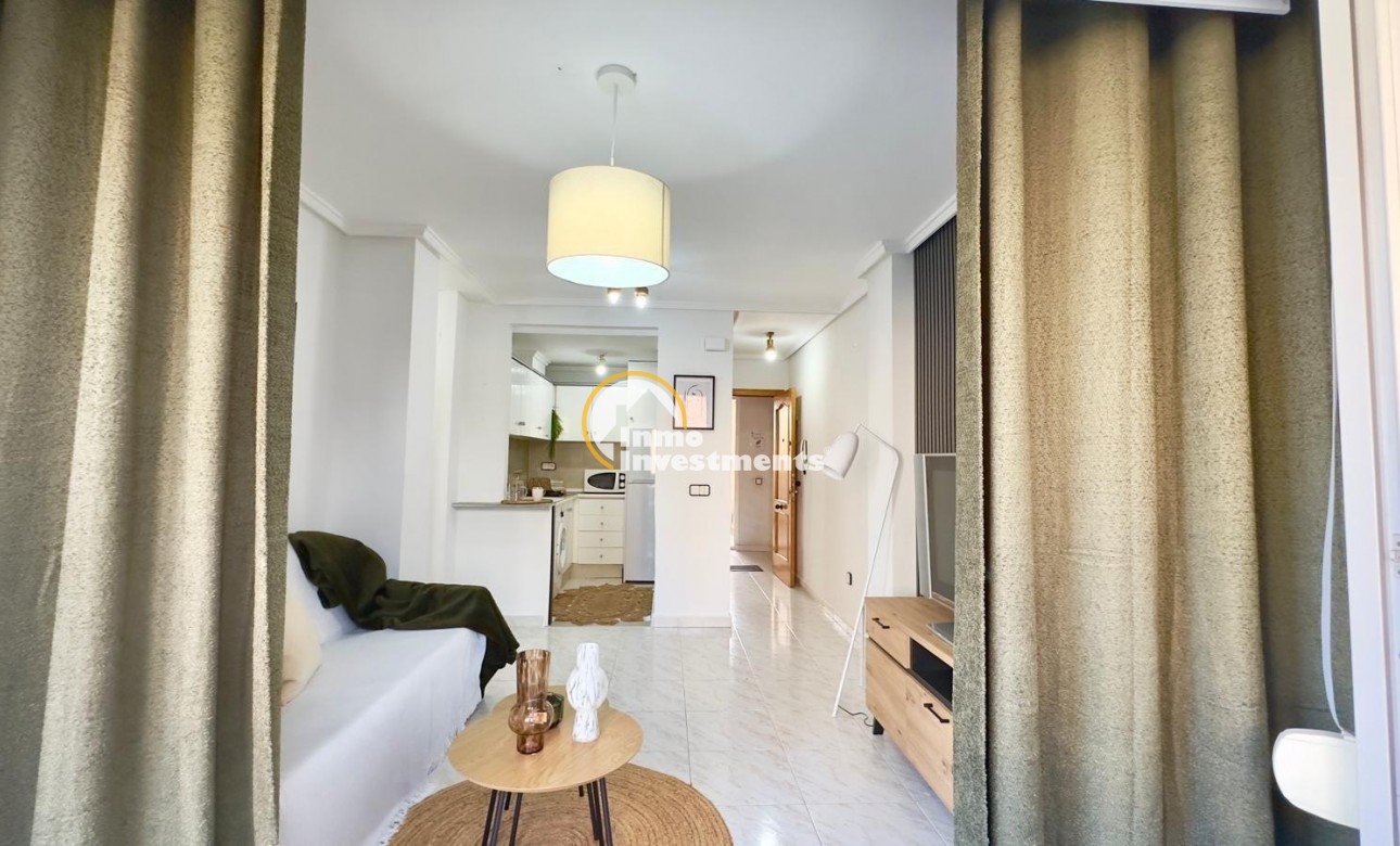 Resale - Apartment - Torrevieja - Playa del Cura
