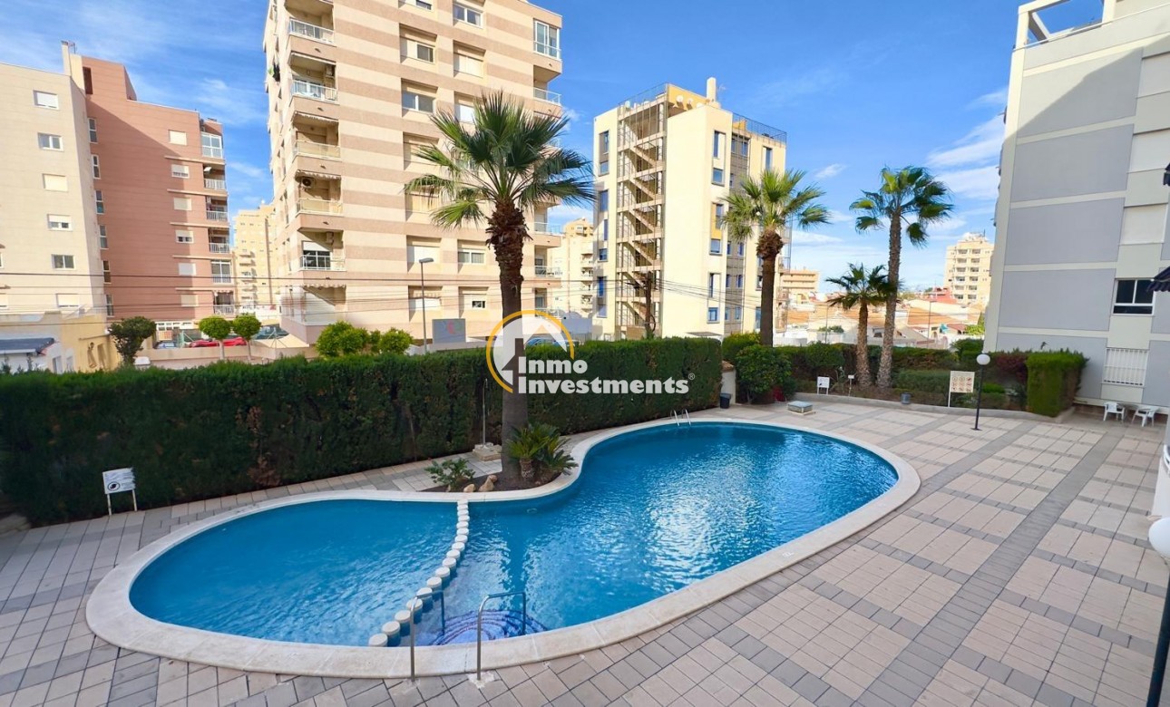Resale - Apartment - Torrevieja - Playa del Cura