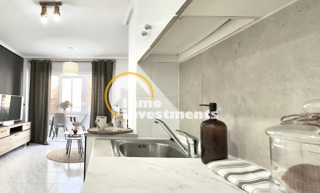 Resale - Apartment - Torrevieja - Playa del Cura