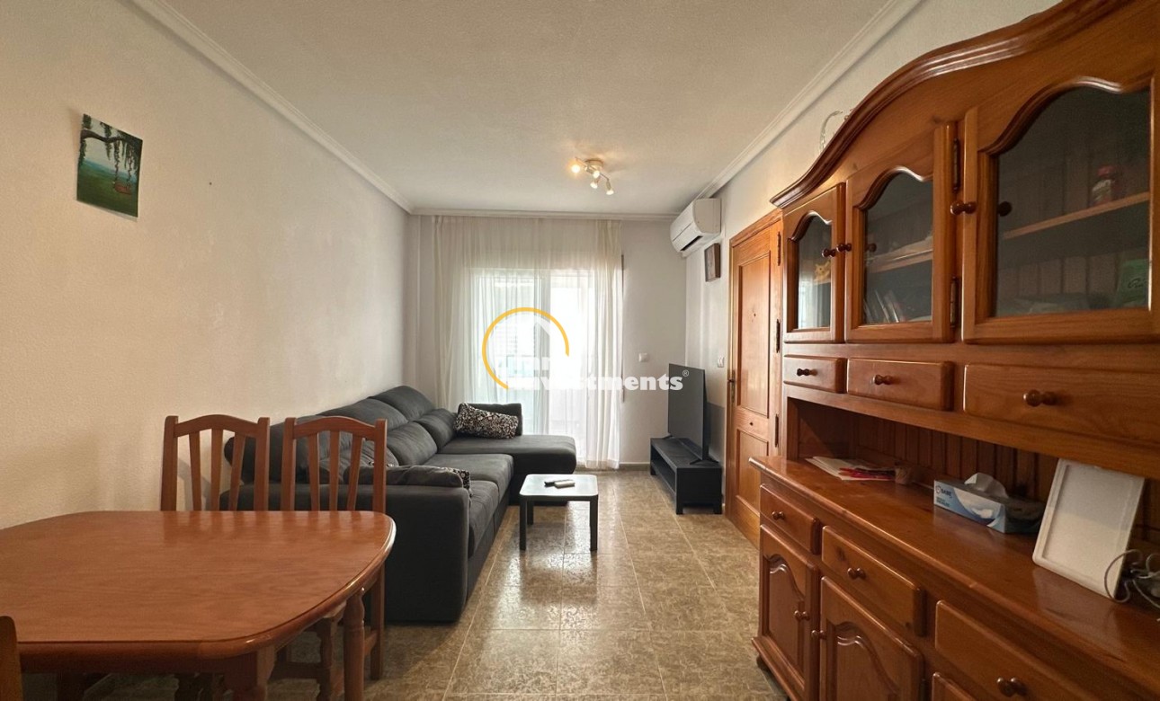 Resale - Apartment - Torrevieja - Estacion de autobuses