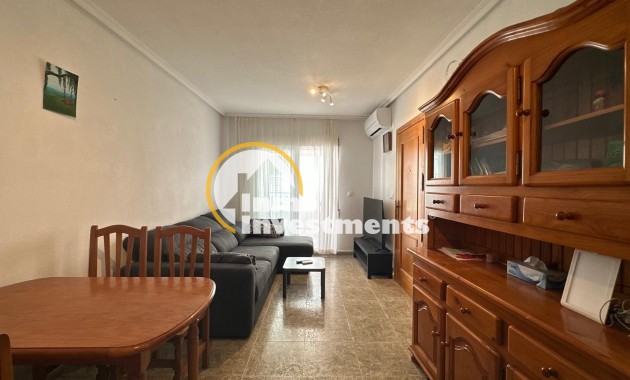 Resale - Apartment - Torrevieja - Estacion de autobuses