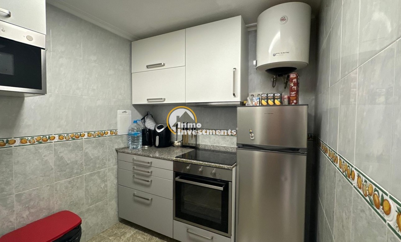 Resale - Apartment - Torrevieja - Estacion de autobuses