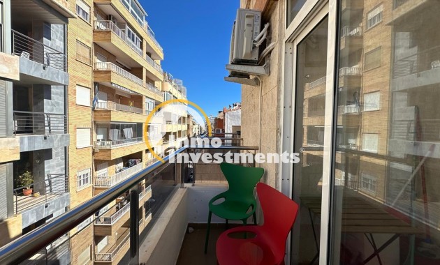Resale - Apartment - Torrevieja - Estacion de autobuses