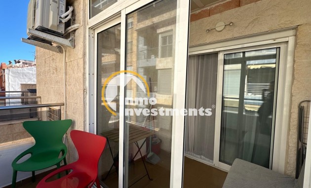 Resale - Apartment - Torrevieja - Estacion de autobuses