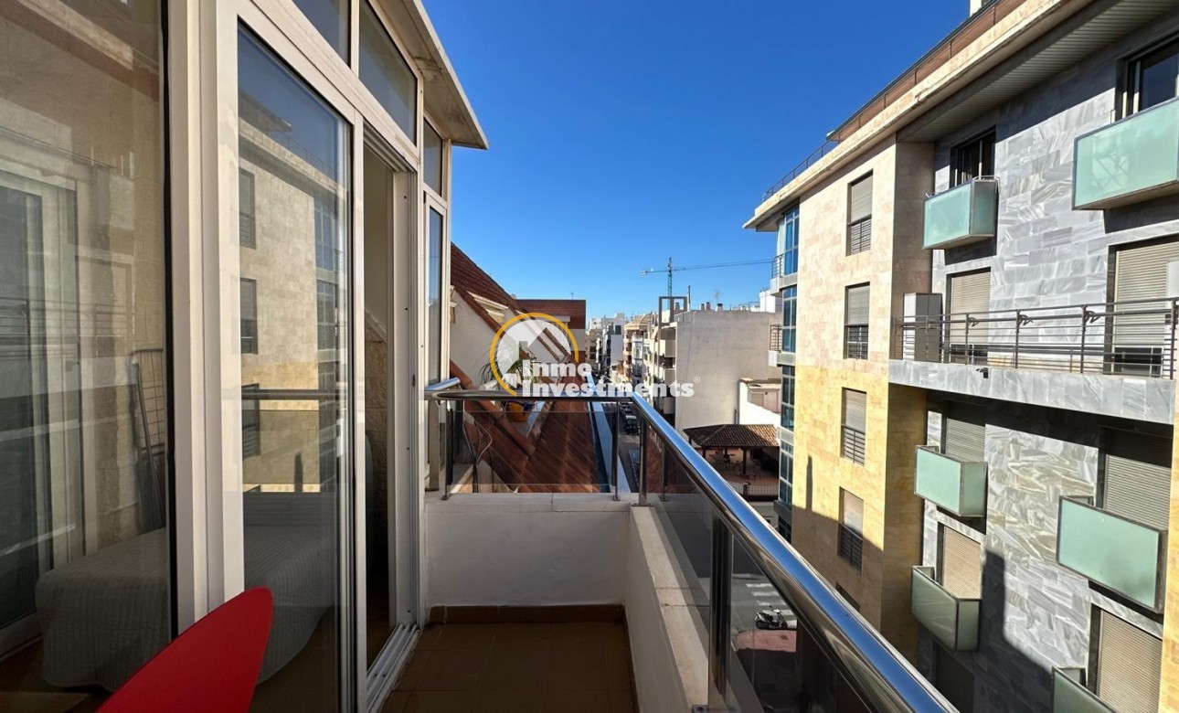 Resale - Apartment - Torrevieja - Estacion de autobuses