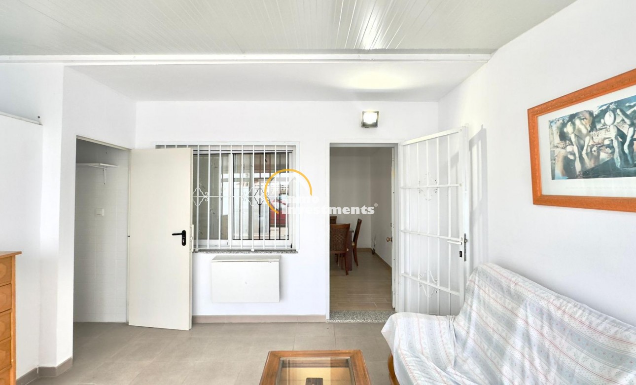 Resale - Bungalow - Torrevieja - El Limonar