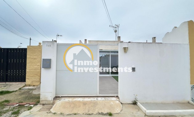 Resale - Bungalow - Torrevieja - El Limonar