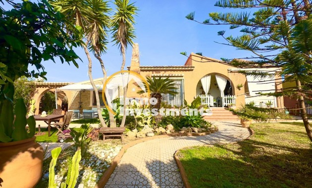 Till salu - Villa - Torrevieja - Torreblanca